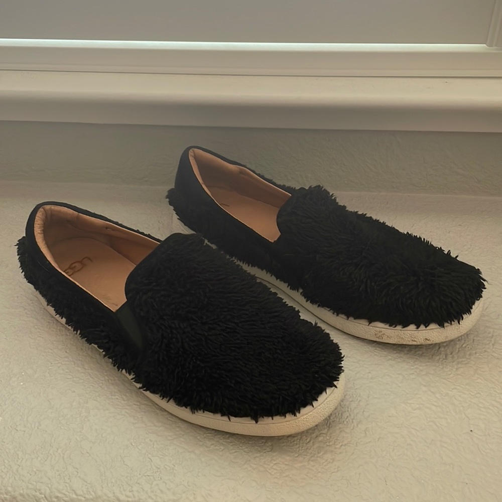 Ugg black sneaker shoes